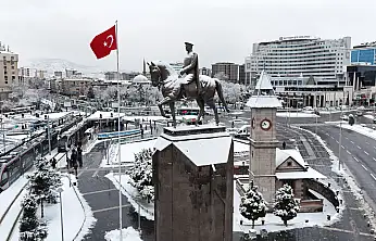 Kayseri'ye kar yeniden geliyor! Meteoroloji gün verdi