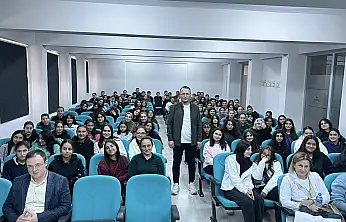 Kayserili Ödüllü Yönetmen doğduğu topraklarda öğrencilerle buluştu