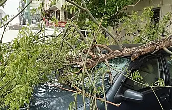 Kayserililer dikkat! Saatler içinde kuvvetli rüzgar ve fırtına başlıyor