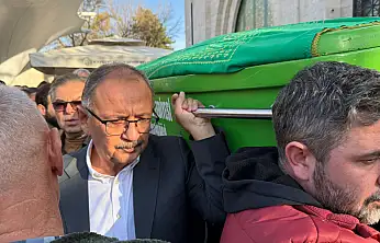 'Komutan'ın tabutunu Özhaseki taşıdı