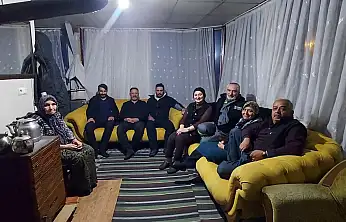 MHP'liler Kayseri'de ev ev dolaşıp vatandaşa ne diyor!