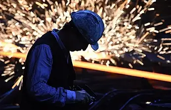 Sanayici yüzde 27'lik asgari ücret artışını nasıl karşıladı