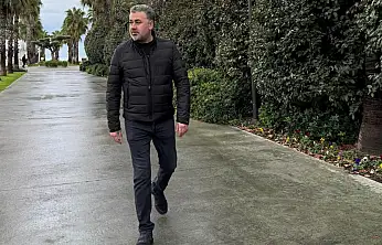 Sedat Kılınç böyle tepki gösterdi: Teksas'ta tavuk yola çıktı mı?