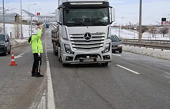 Son dakika! Kayseri-Sivas kara yolu kapatıldı