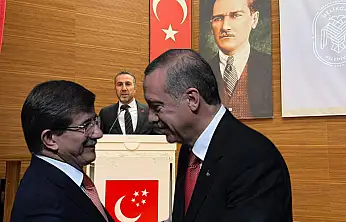 SP İl Başkanı Altun'dan 'Yeni Yol' ortağı Davutoğlu'na tepki: Siyaset hatıralar albümü değil