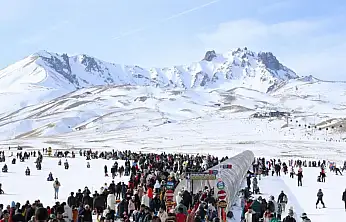 Teleferikten düştü sanılmıştı... Erciyes'teki olayın arkasından akılalmaz bir sebep çıktı!