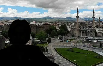 Türkiye Kayserili Vekili konuşuyor! Sahtecilik iddiası