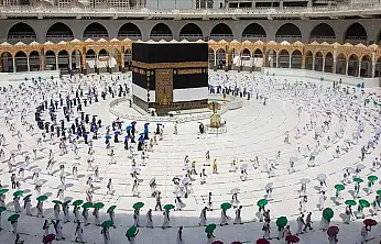 Umre'ye giden Kayserili isim hayatını kaybetti! İşte ölüm nedeni