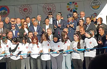 Vali Çiçek: Bir derdimiz var diye çıktığımız yolda çığ gibi büyüyoruz