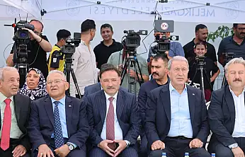 Vali Çiçek Kayseri'de kalacak mı, gidecek mi? Akar'ın sözleri heyecan yarattı