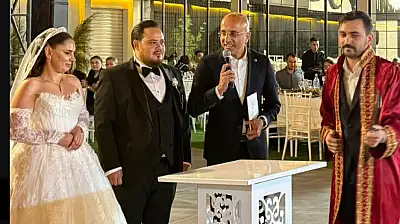 Aşkın Genç, bir günde iki mutluluğa ortak oldu