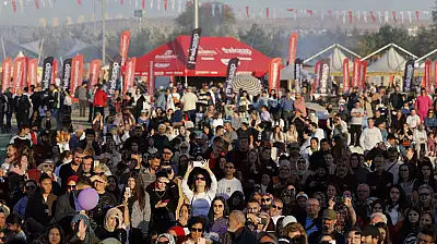 Büyükkılıç paylaştı! Binlerce kişi akın etti, geriye bu görüntüler kaldı