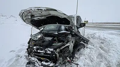 Erciyes yolunda kaza: Küçük çocuğun durumu ağır