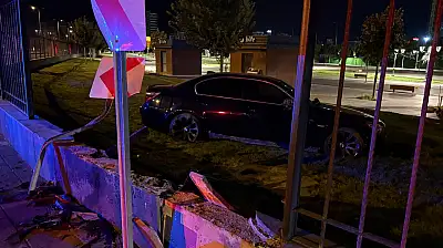 Kayseri'de akılalmaz kaza! 'Uçan otomobilin' sürücüsü alkollü çıktı