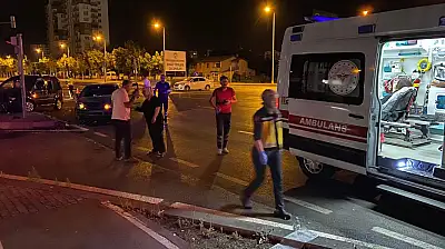 Kayseri'de kazaya neden olan  alkollü sürücü 'nasılsınız?' deyip kaçtı