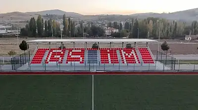 Kayseri'de bir stadyum daha yeni tribününe kavuştu!