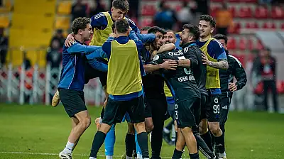Kayseri'de inanılmaz geri dönüş: Erciyes 38 FK 3-0'dan döndü!