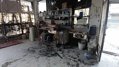 Kayseri'de iş yerinde kendini yaktı