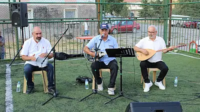 Kayseri'de konser: Mahalleliler koro oluşturdu!