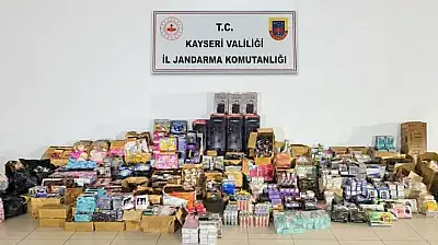 Kayseri'de milyonluk baskın! Evinden, deposundan, aracından çıktı