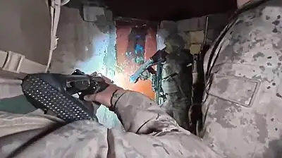 Kayseri'de şafak vakti kapılar koçbaşlarıyla kırıldı, işte ele geçirilenler!