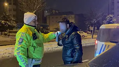 Kayseri'de sürücü alkol metreyi üflemek istemedi! Cezadan kaçamadı
