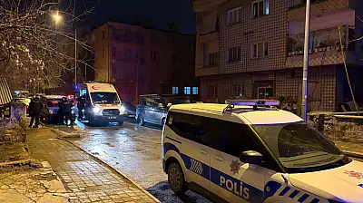 Kayseri'de tartışma kanlı bitti! Bacağından bıçaklanan çocuk binaya sığındı