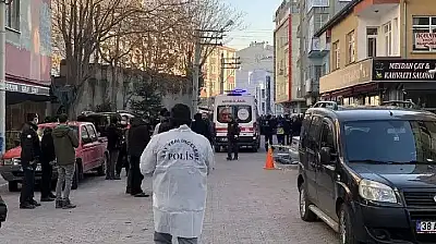 Kayseri'de üç kişiyi öldüren zanlı yurtdışına atla kaçmış!