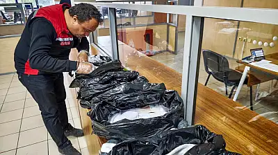 Kayseri Havalimanı'nda operasyon! Binlerce canlı ele geçirildi