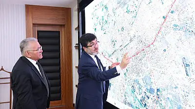 Kayseri'nin yeni tramvay hattı için kritik toplantı! Müjdeyi Başkan Büyükkılıç verdi