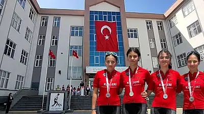 Kayseri Şehit Necmettin Bayraktar Ortaokulundan büyük başarı! Bu kaçıncı