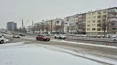 Kayseri'ye kuvvetli kar yağışı için uyarı geldi! O saatlere dikkat