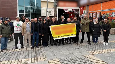 Kayserili ünlü iş adamının marketinin önünde eylem!