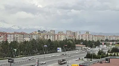 Meteoroloji Kayseri'ye saat verdi! Sağanak yağış geliyor