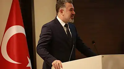 O iş adamından gece yarısı dikkat çeken mesaj: Menfaat için..!