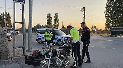 Polisin çocuğuna kimlik sormasına öfkelenen babanın sonu karakolda bitti