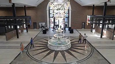 Türkiye'de ilk olan 7 bin metrekarelik dev çarşı 7 gün açık olacak