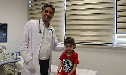 Kayseri'de kalbi delik olan 4 yaşındaki Yusuf, 30 dakikada sağlığına kavuştu