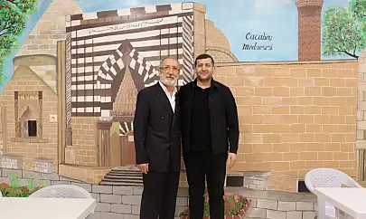 Baki Ersoy'dan ünlü kabadayıya cezaevinde ziyaret