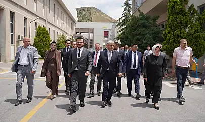 Erciyes Anadolu Holdinge 28 gün arayla ikinci ziyaret! Önce Başkanla şimdi de Vekille