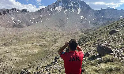 Erciyes'e 1 kişi mahsur kaldı