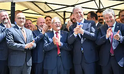 Hulusi Akar: Biz terörü unutmadık, teröristi unutmadık