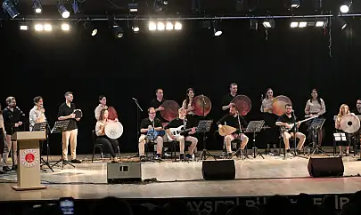 Kayseri Adliyesi'nden Türkiye'de bir ilk: Başsavcı şarkı söyledi!