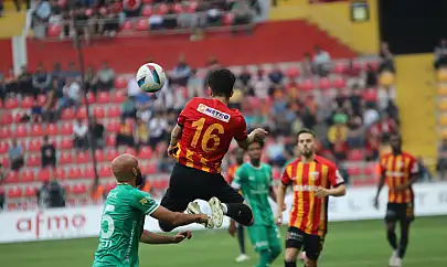 Kayseri'de ilk yarı tamamlandı! Sarı kırmızılılar geriye düştü