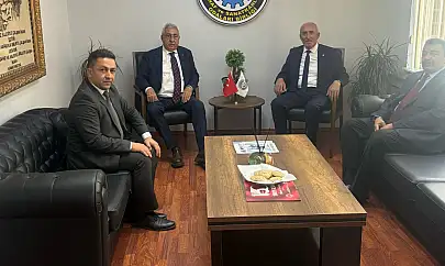 Kayseri'deki o buluşmayla ilgili açıklama: Esnafın sorunlarını konuştuk
