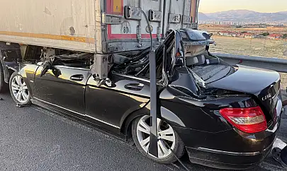 Kuzey Çevre Yolu'nda can pazarı: Otomobil hurdaya döndü
