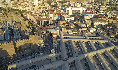 Milyonlarca kişinin ne diyeceğini merak ettiği isim Kayseri'ye geldi ve bakın kimlerle görüştü?