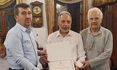 Mustafa Yalçın yeni imajıyla