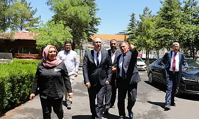 Olimpiyatların bilinen ismi ile Büyükşehirin ilk Başkanı Kayseri'de bakın nerede görüldüler?