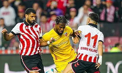 Samsun'dan ilk yarıda gol sesi gelmedi